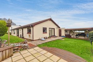 Photo 19- click for photo gallery